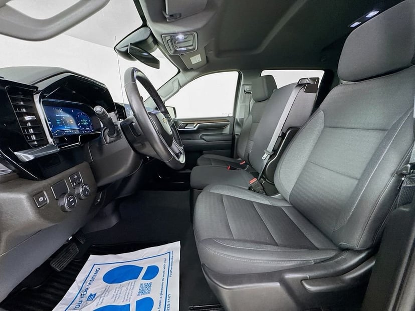 2023 Chevrolet Silverado 1500 - Image 25
