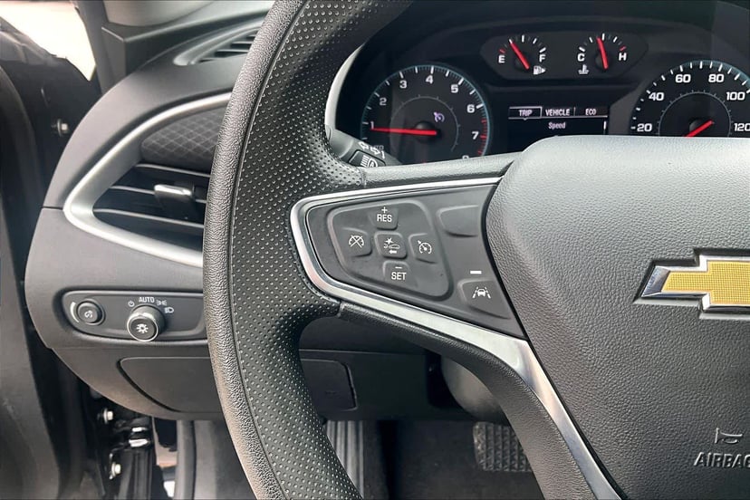 2024 Chevrolet Malibu - Image 23