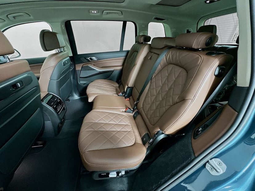 2026 BMW X7 - Image 17