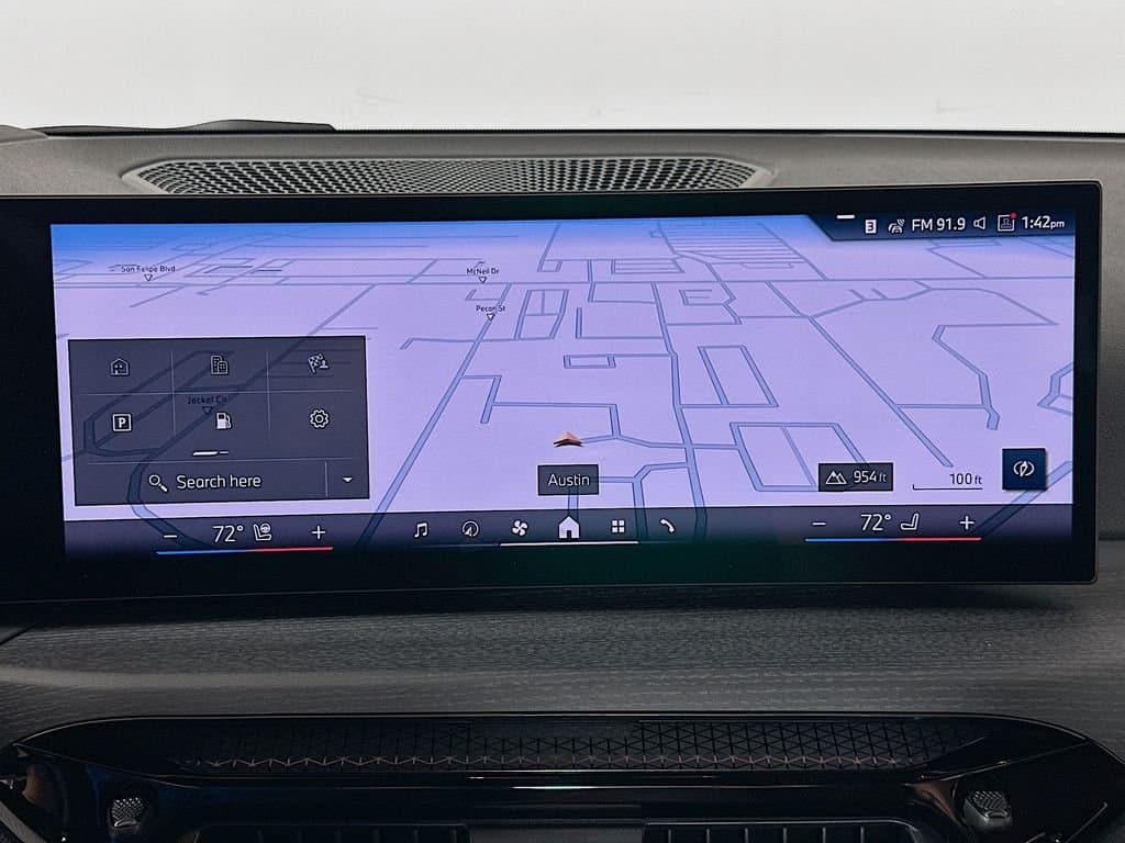 2026 BMW 3 Series - Image 12