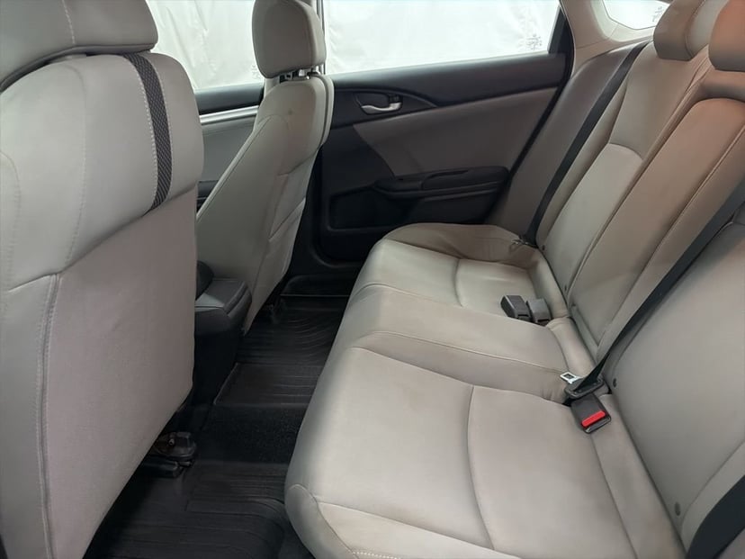 2019 Honda Civic - Image 18