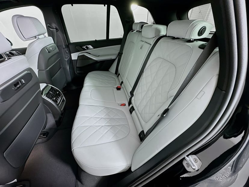 2026 BMW X5 - Image 17