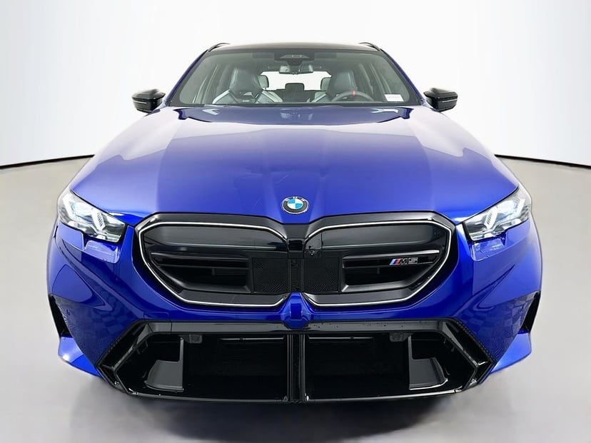 2027 BMW M5 - Image 2
