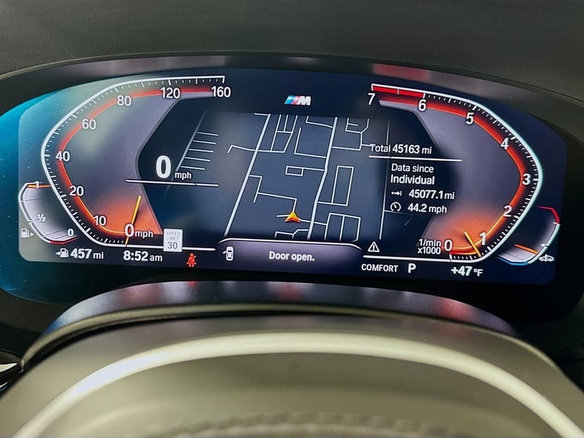 2023 BMW 5 Series - Image 11