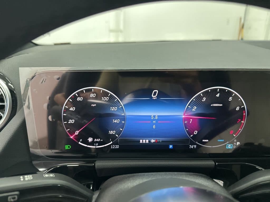 2026 MERCEDES-BENZ GLA - Image 14