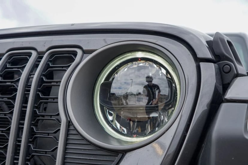 2025 Jeep Wrangler - Image 3