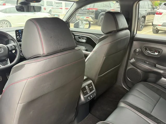2025 Acura ADX - Image 27