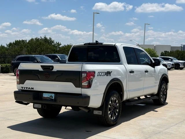 2023 Nissan Titan - Image 4