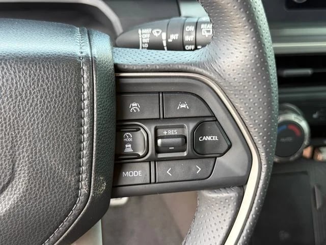 2025 Toyota 4Runner - Image 15