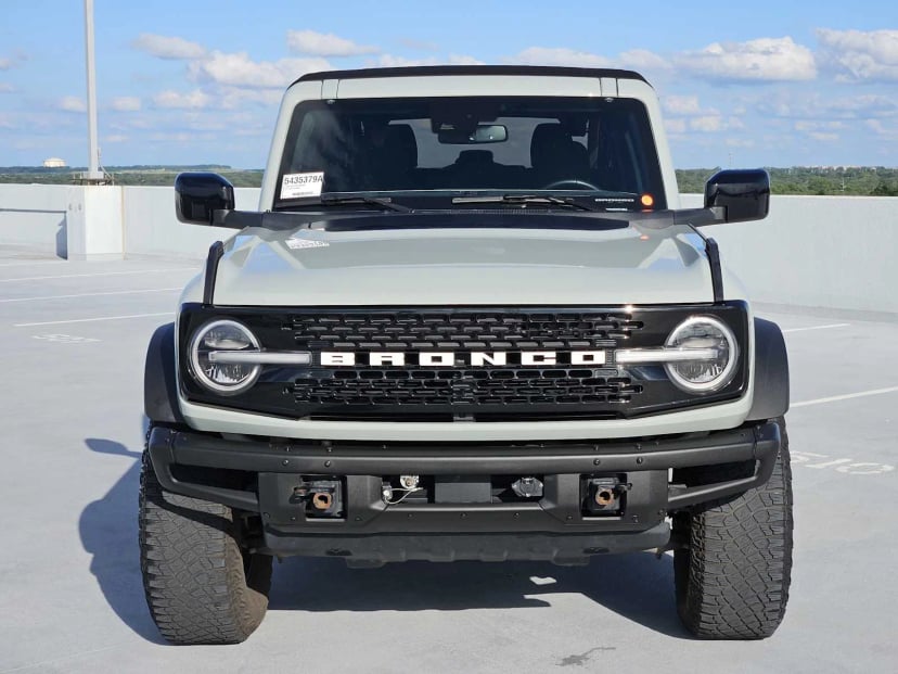 2021 Ford Bronco - Image 2