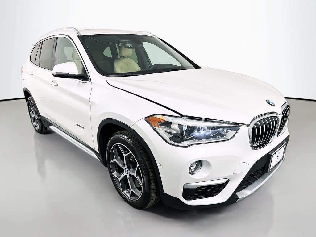 2017 BMW X1 - Image 3