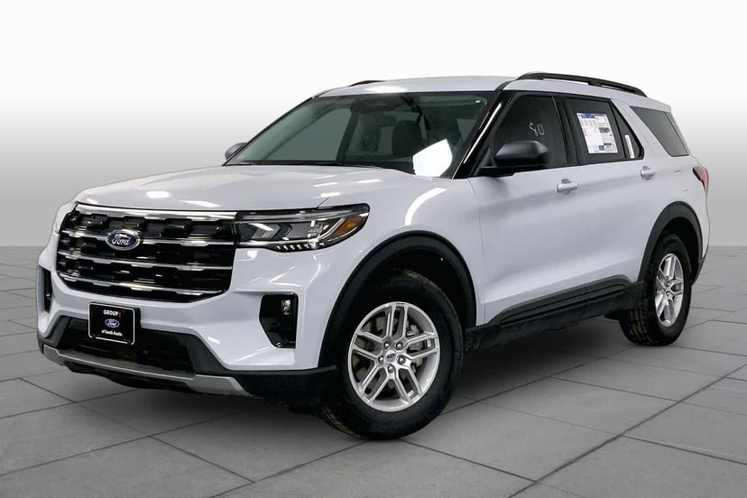 2026 Ford Explorer - Image 22