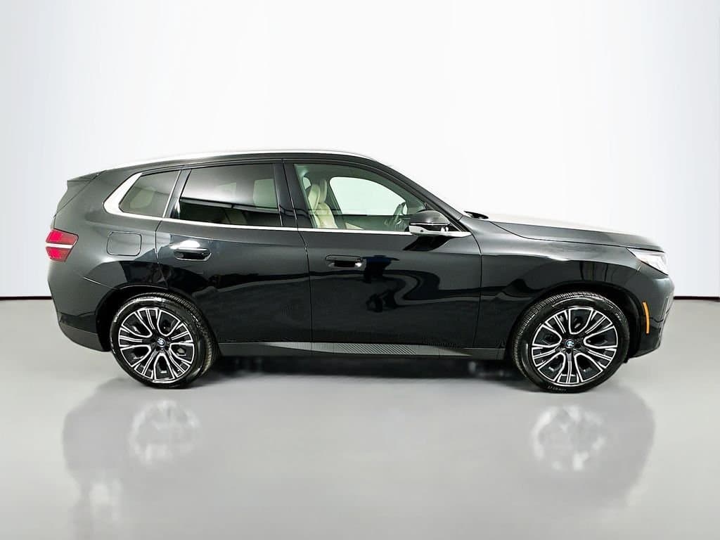 2025 BMW X3 - Image 4