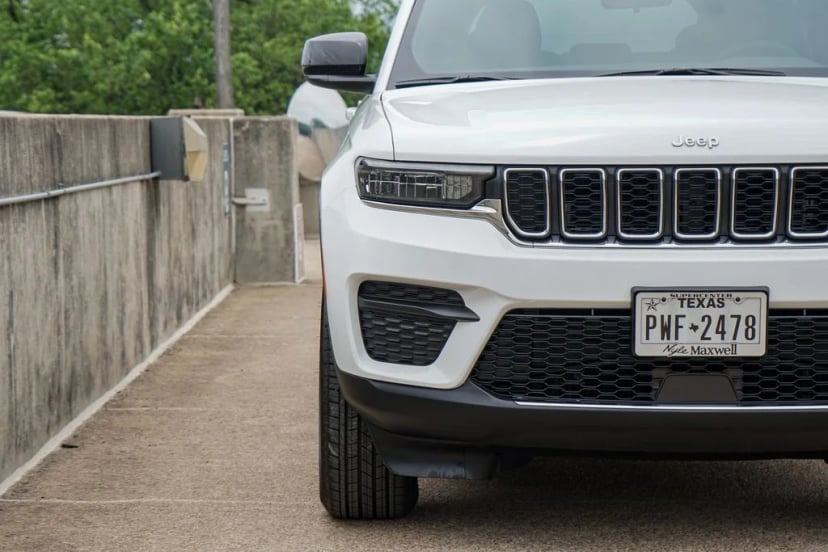 2025 Jeep Grand Cherokee - Image 5