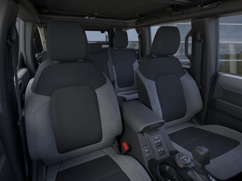 2026 Ford Bronco - Image 23