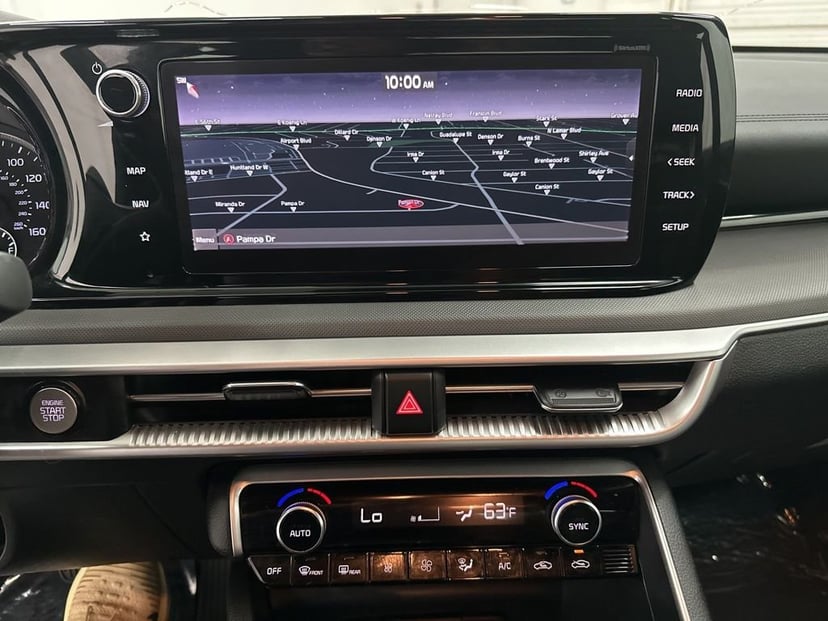 2022 Kia K5 - Image 14
