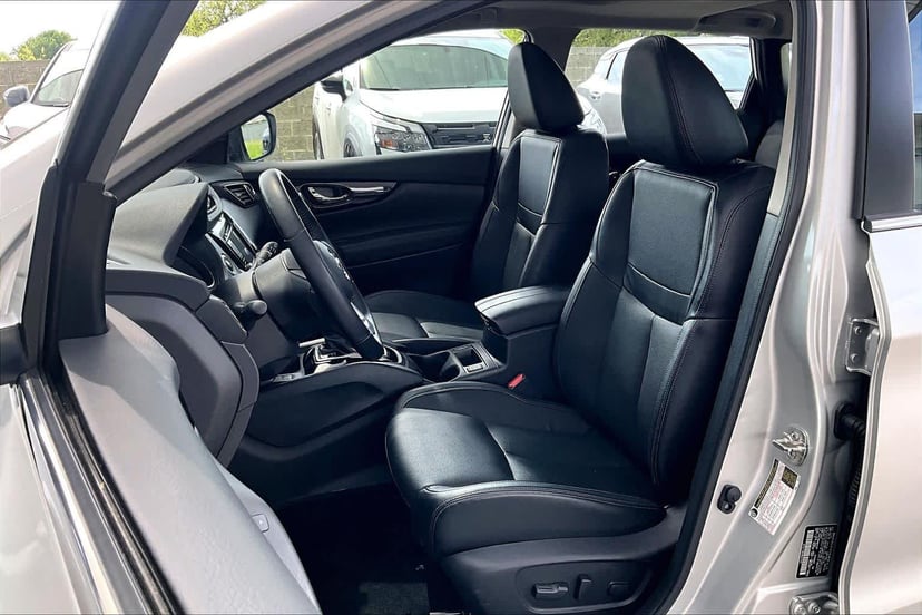 2022 Nissan Rogue Sport - Image 8