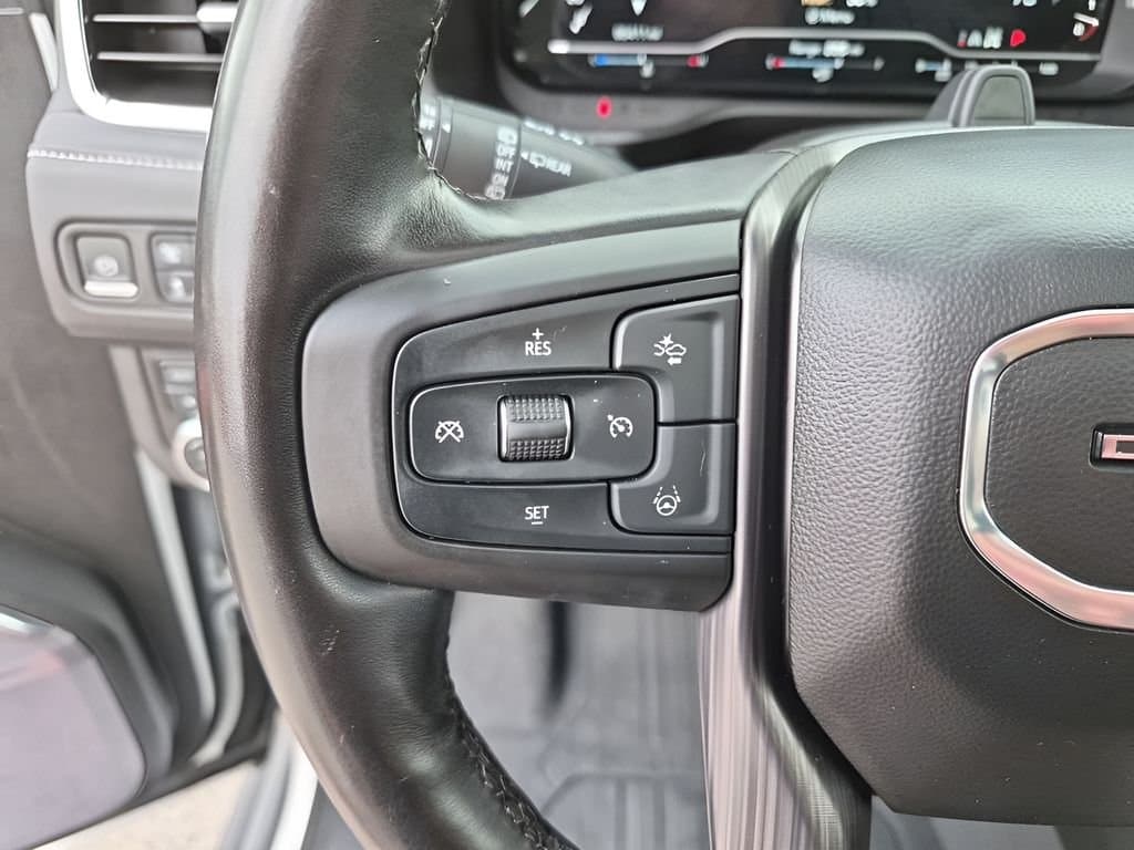 2023 GMC Yukon XL - Image 36