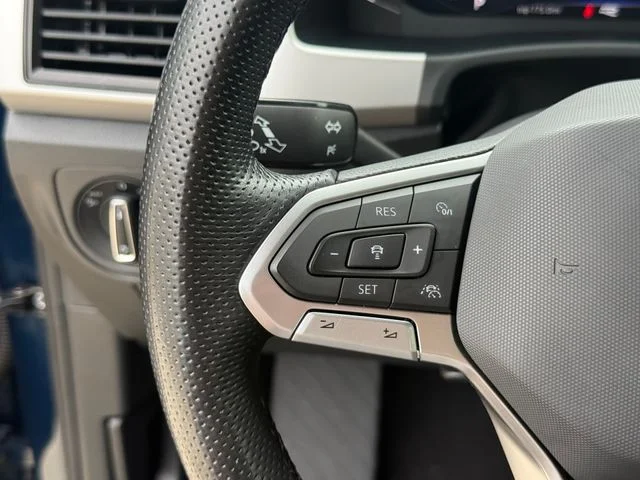 2022 Volkswagen Atlas Cross Sport - Image 14