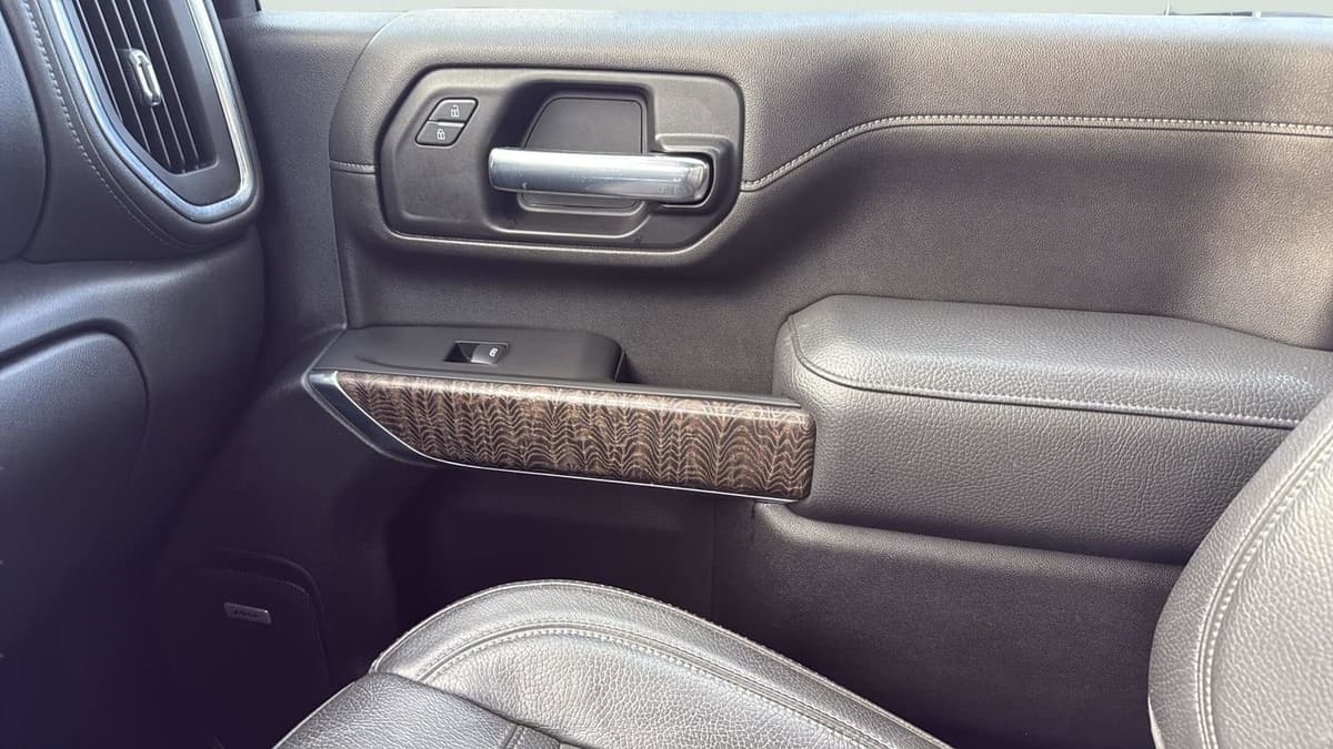 2022 GMC Sierra 2500HD - Image 24