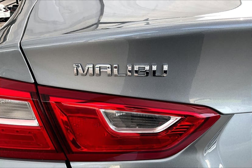 2024 Chevrolet Malibu - Image 10