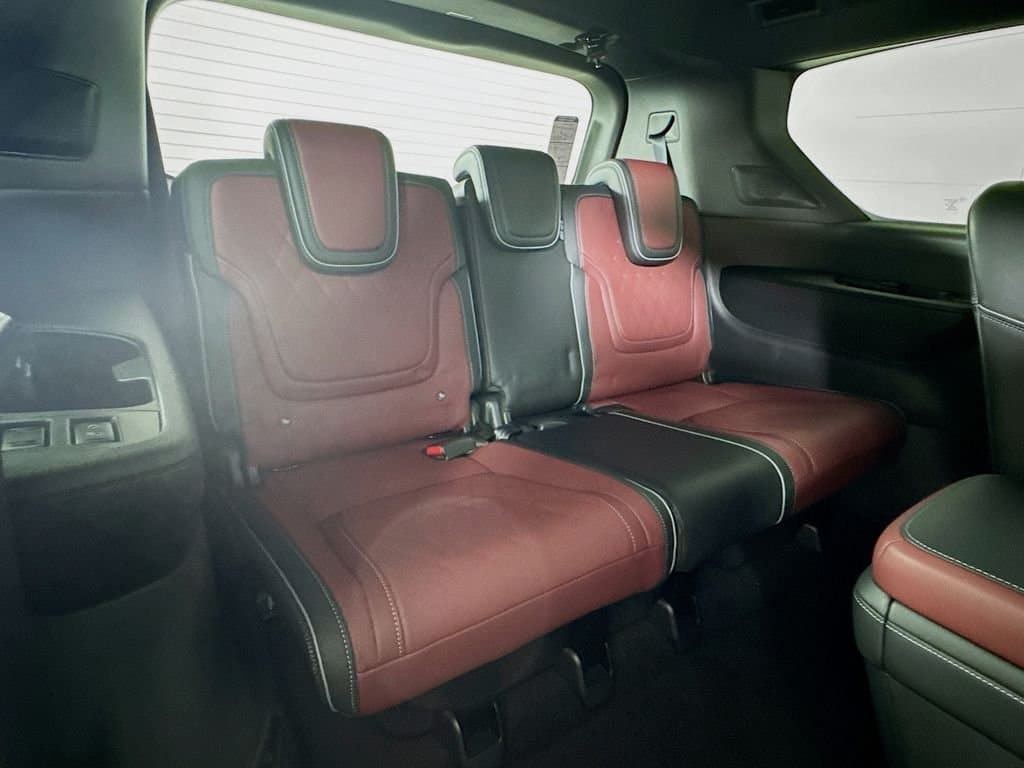 2026 INFINITI QX80 - Image 35