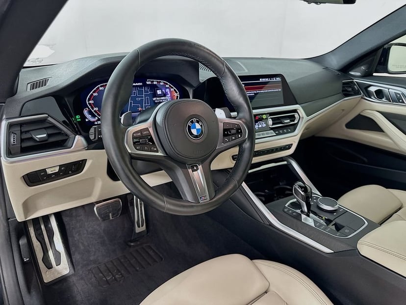 2023 BMW 4 Series - Image 9