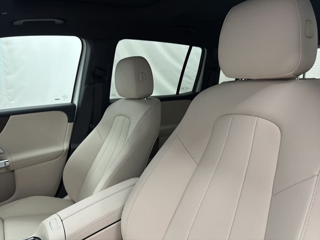 2026 MERCEDES-BENZ GLB - Image 14