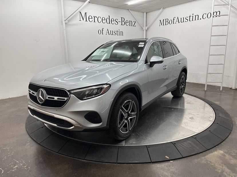 2026 Mercedes-Benz GLC - Image 3