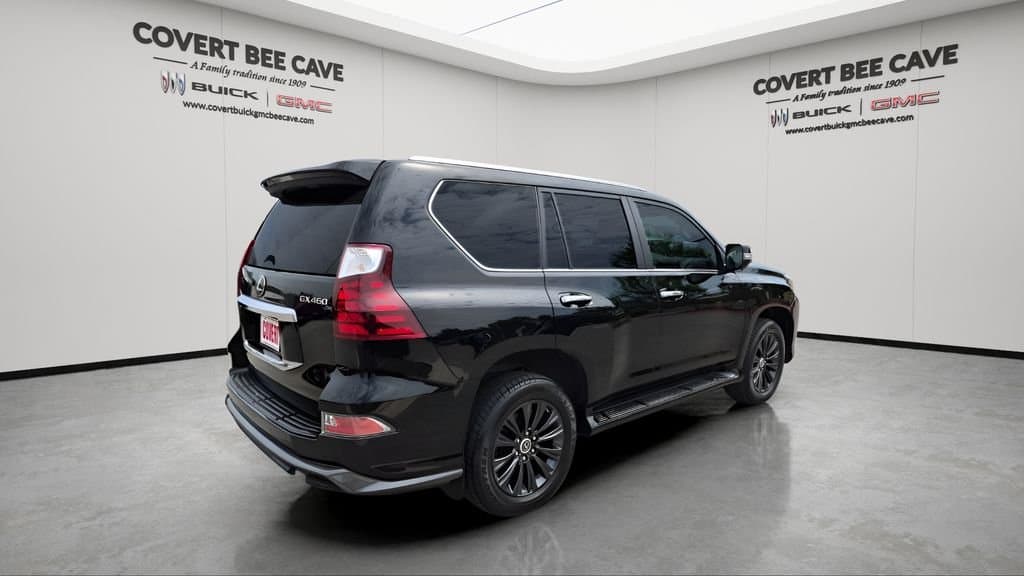 2022 Lexus GX - Image 9