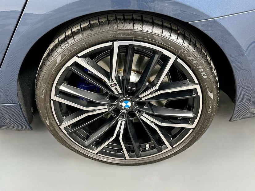 2023 BMW 5 Series - Image 32