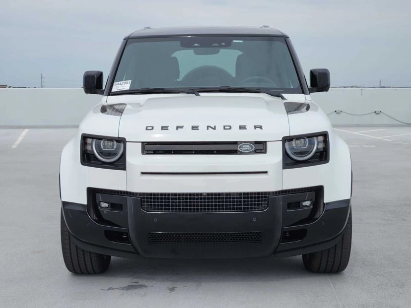 2026 LAND ROVER Defender 130 - Image 2