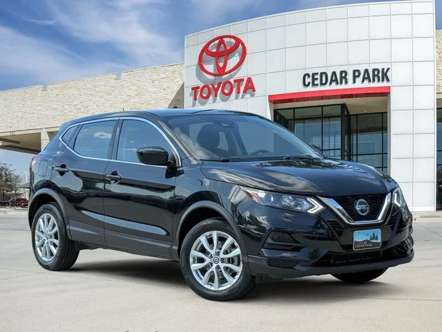 2022 Nissan Rogue Sport - Image 1