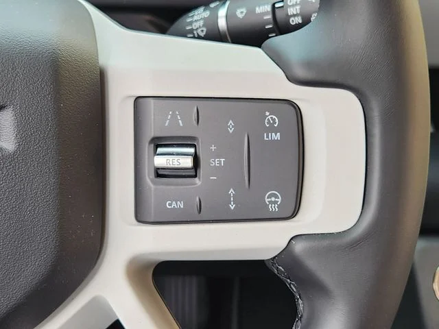 2026 Land Rover Defender 130 - Image 27