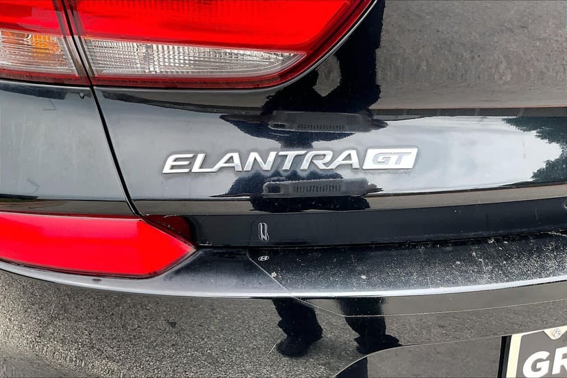 2018 Hyundai Elantra GT - Image 10