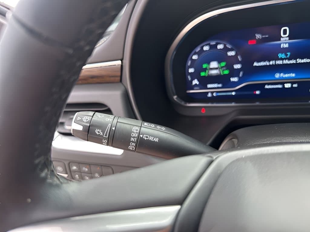 2023 Chevrolet Suburban - Image 32