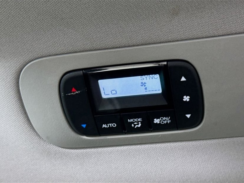 2018 Honda Odyssey - Image 35