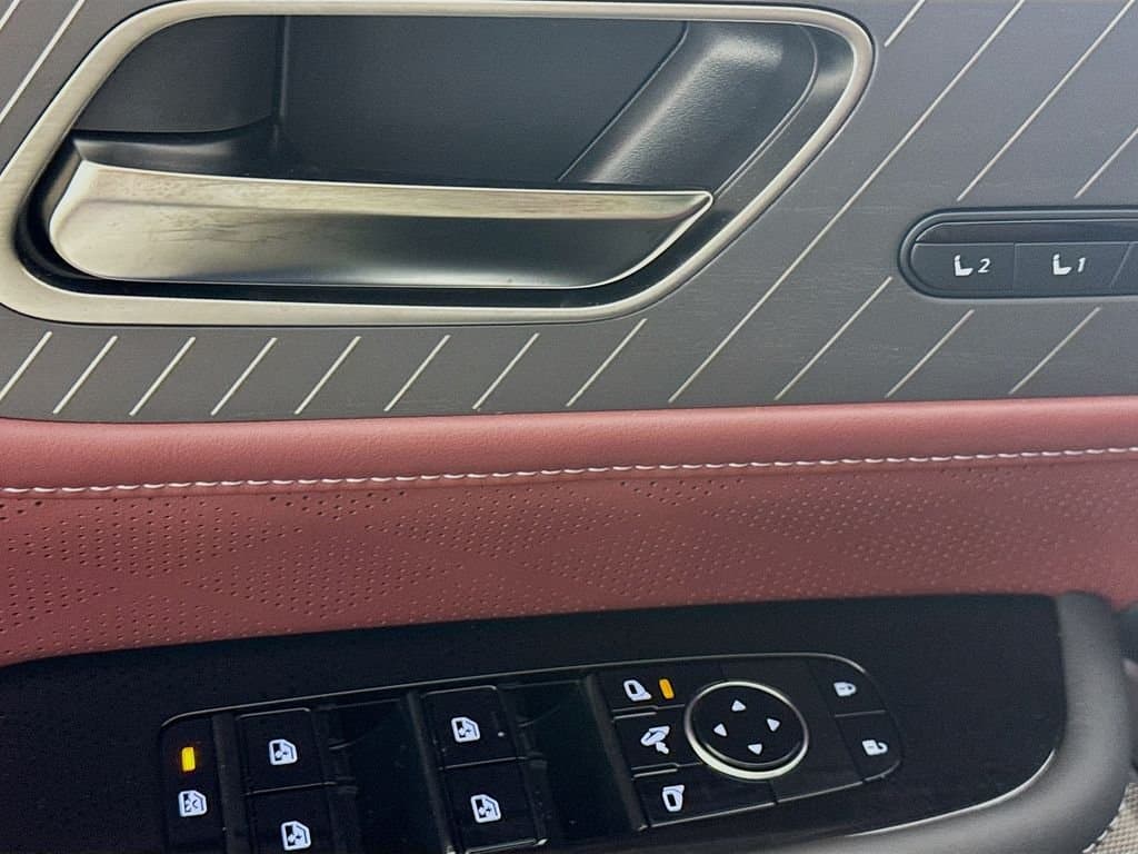 2026 INFINITI QX80 - Image 22