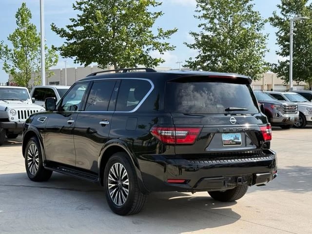 2023 Nissan Armada - Image 3