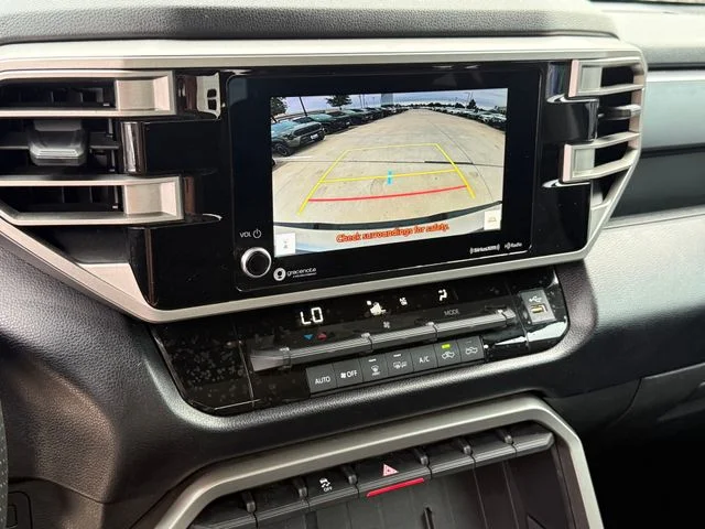 2023 Toyota Tundra - Image 14