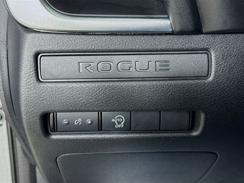 2024 Nissan Rogue - Image 11