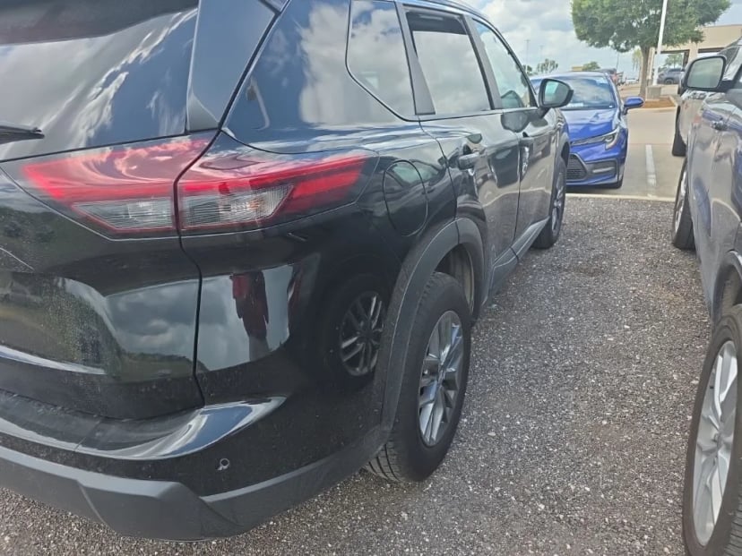 2024 Nissan Rogue - Image 3