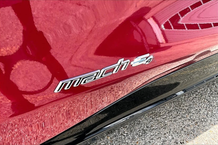 2025 Ford Mustang Mach-E - Image 9