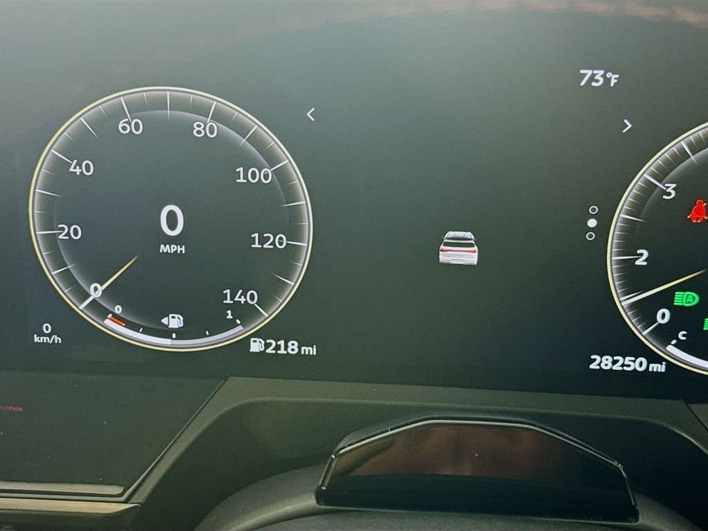 2025 INFINITI QX80 - Image 17