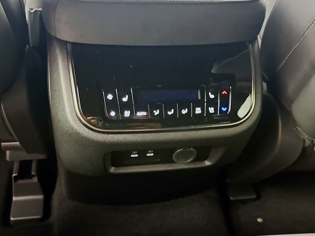 2026 INFINITI QX80 - Image 31