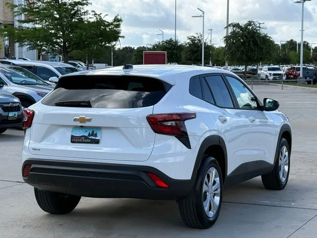 2026 Chevrolet Trax - Image 4