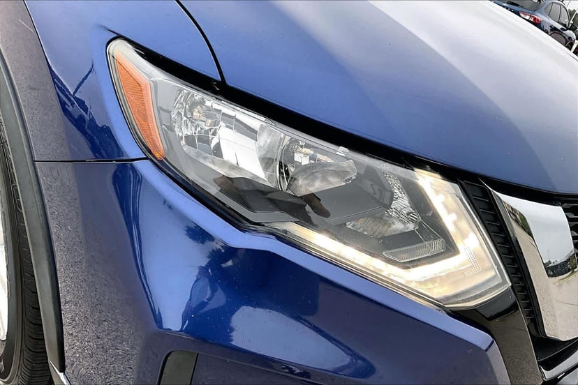 2019 Nissan Rogue - Image 28