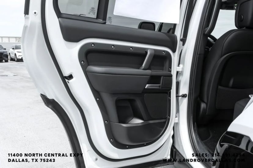 2026 Land Rover Defender 130 - Image 41