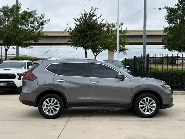 2019 Nissan Rogue - Image 4