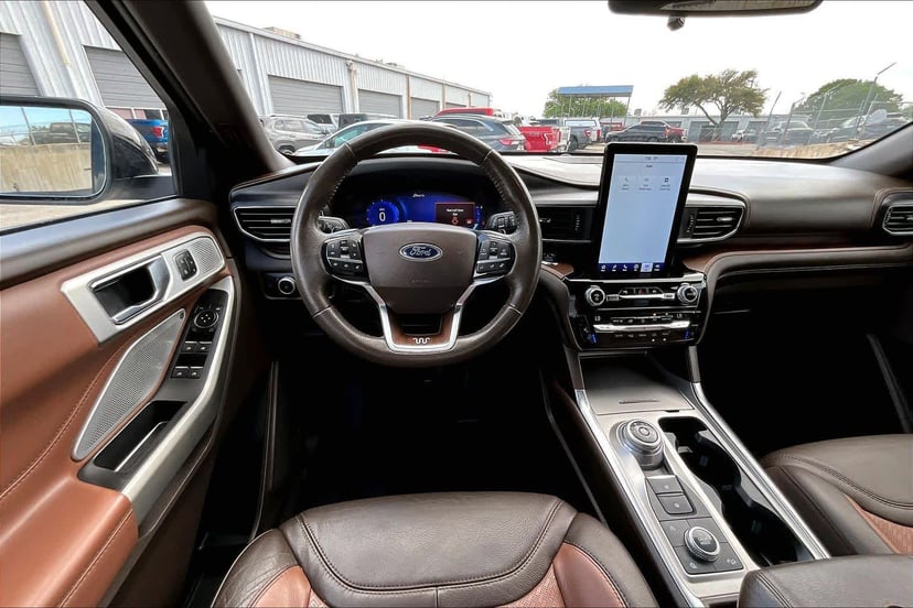 2021 Ford Explorer - Image 6